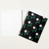 Wilde Rose - Blumenmuster auf schwarzem Hintergrun Planer (Anzeige)