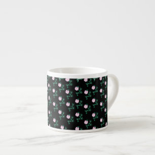 Wilde Rose - Florales Muster auf schwarzem Hinterg Espressotasse