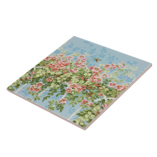 WILDE ROSE , GRÜNE BLÄTTER , FLIEGENDE GEBURTE IN  FLIESE (Seite)