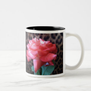 Wilde Rosen-Tasse Zweifarbige Tasse