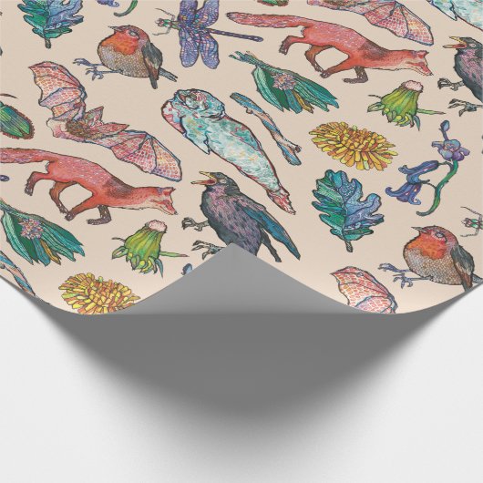 Wilde Tiere aus Irland Umschlagpapier in Beige Geschenkpapier (Ecke)