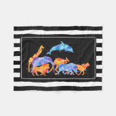 Wilde Tiere, die zusammen eine farbenfrohe Wasserf Fleecedecke (Vorderseite (Horizontal))
