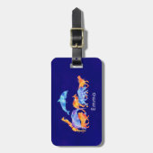 Wilde Tiere, die zusammen eine farbenfrohe Wasserf Gepäckanhänger (Vorderseite vertikal)