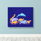 Wilde Tiere, die zusammen eine farbenfrohe Wasserf Leinwanddruck (Insitu (Holzboden))