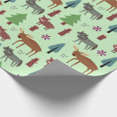 Wilde Tiere im Wald Hirsch Wildschwein Wolf Geschenkpapier (Ecke)