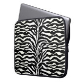 Wilde Tiere Print, Zebra in Schwarz und Weiß Lapto Laptopschutzhülle (Vorderseite Links)
