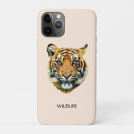Wilde Tigerfront auf heller Seite Case-Mate iPhone Hülle (Rückseite)