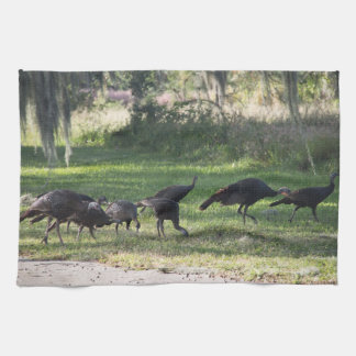 Wilde Truthähne auf dem Gras-Foto Geschirrtuch