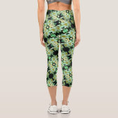 Wilde weiße Rose Blumenmuster Capri Leggings (Rückseite)