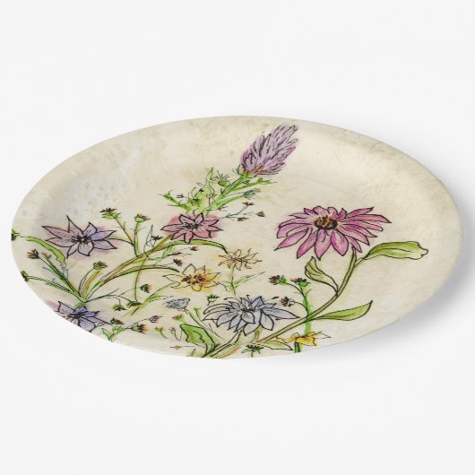 Wilde Wildblumen auf einer Papierplatte Pappteller (Schrägansicht)