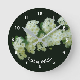 Wilde wuchernde Rosen Floral personalisiert   Runde Wanduhr