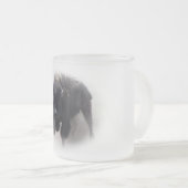 Wilder Büffel mattierte Coffe Tasse (VorderseiteRechts)