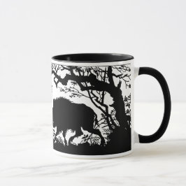 Wilder Eber, der in einem Wald - deutsche Tasse
