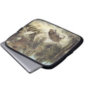 Wilder Eber im Schnee, unterzeichnet als Courbet Laptopschutzhülle (Vorne Knopf)