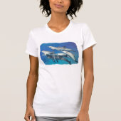 wilder gepunkteter Delphin T-Shirt (Vorderseite)