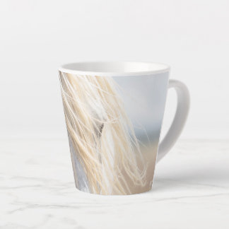 Wilder Hengst Latte Tasse