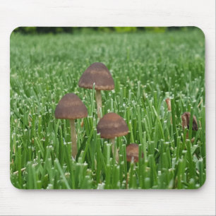 Wilder Pilz und Gras-Mauspad Mousepad