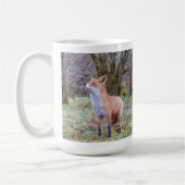 Wilder Rotfuchs Steht Frostige Landschaft Gemütlic Kaffeetasse (Links)