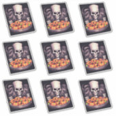 Wilder, selbstbewusster Schädel mit kleinen, verän Aufkleber (Vorderseite)