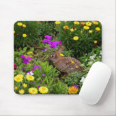 Wildes Kaninchen im Blumengarten Mousepad (Mit Mouse)