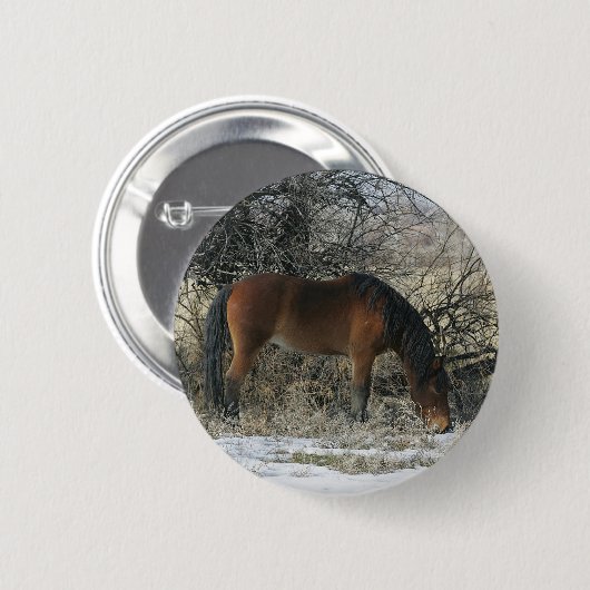 Wildes Mustang-Pferd im Schnee 1 Button (Vorne & Hinten)