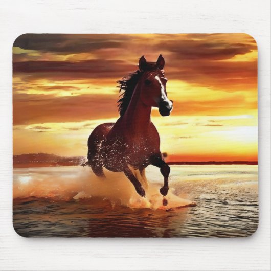 Wildes Pferd durch Surfen galoppieren Mousepad (Vorne)