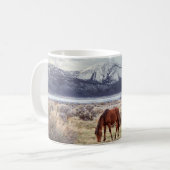 Wildes Pferd: Nevada Winterlandschaft. Kaffeetasse (Vorderseite Links)
