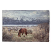 Wildes Pferd: Nevada Winterlandschaft. Kissenbezug (Rückseite)