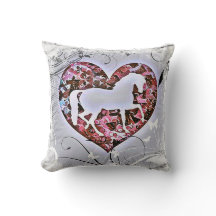 Wildes Pferd und Schmetterlinge