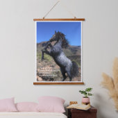 Wildes und freies Zuchtpferd Wandteppich Mit Holzrahmen (Schlafzimmer)