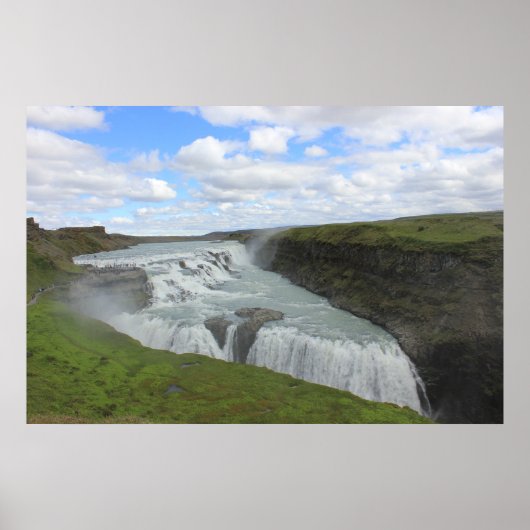 Wildes Wasser Poster (Vorne)