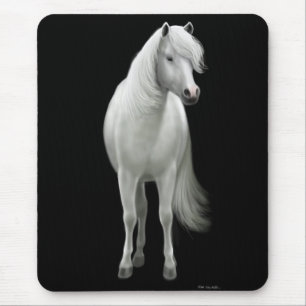 Wildes weißes Pferd Mousepad