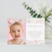 Wildflower Butterfly Girls 1st Birthday Photo Dankeskarte (Stehend Vorderseite)