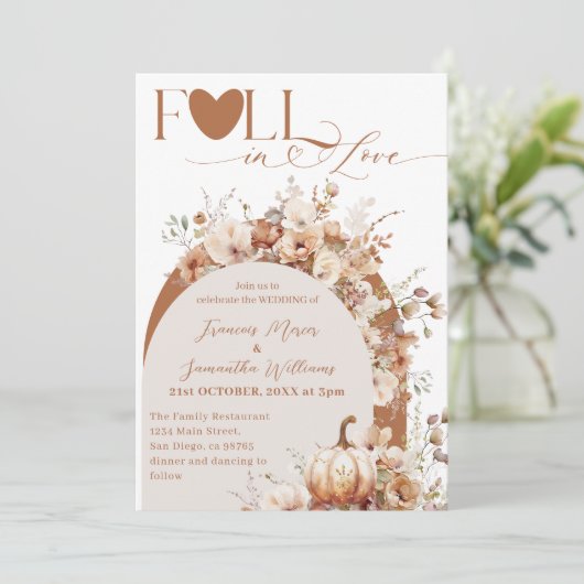 Wildflower & Pumpkin Boho Chic Fall Wedding Einladung (Stehend Vorderseite)