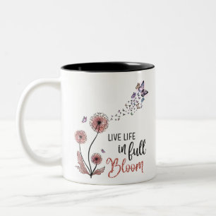 Wildflower-Zitat „Lebe das Leben in voller Blüte“ Zweifarbige Tasse