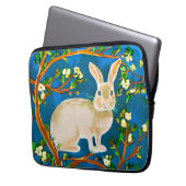Wildkaninchen und blühende Branchen Laptopschutzhülle (Vorderseite Links)