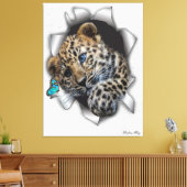 Wildleopard-Tasse auf der Jagd nach einem Schmette Leinwanddruck (Insitu (Wohnzimmer))