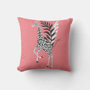 Wildlife friendship - pink Giraffe cushion Kissen