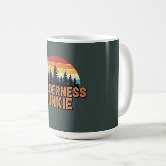Wildness-Junkie-Retro-Design Kaffeetasse (VorderseiteRechts)