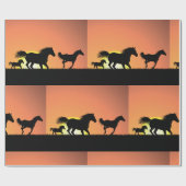 Wildpferde-Sonnenuntergangs-Silhouette Geschenkpapier (Flach)