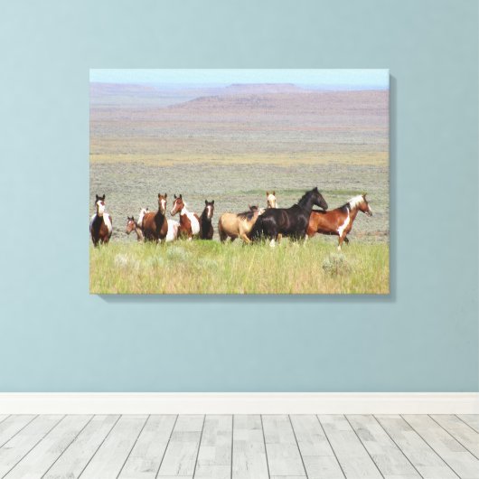 WildWest Mustangs Wrapped Canvas Leinwanddruck (Insitu (Holzboden))