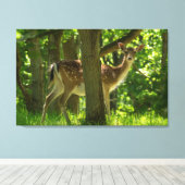 Wildwild in Wäldern unter Bäumen Leinwanddruck (Insitu (Holzboden))