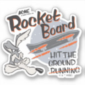 WILE E. COYOTE™ ACME Raketenskateboard Aufkleber (Vorderseite)