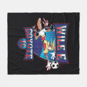 WILE E. COYOTE™ Fußballverein-Abzeichen Fleecedecke (Vorderseite (Horizontal))