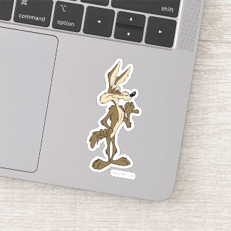 WILE E. COYOTE™ Looking Proud Aufkleber