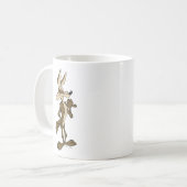 WILE E. COYOTE™ Looking Proud Kaffeetasse (Vorderseite Links)