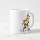 WILE E. COYOTE™ Planung Jumbo-Tasse (Vorderseite Rechts)