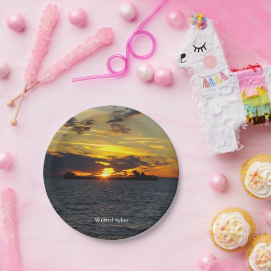 Wilfred Sykes Pappteller (Party)