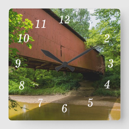 Wilkens Mill Covered Bridge Wall Clock Quadratische Wanduhr (Vorderseite)