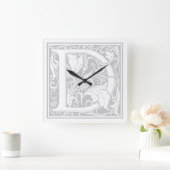 William Morris Alphabet "D" Square Wall Clock Quadratische Wanduhr (Zuhause)